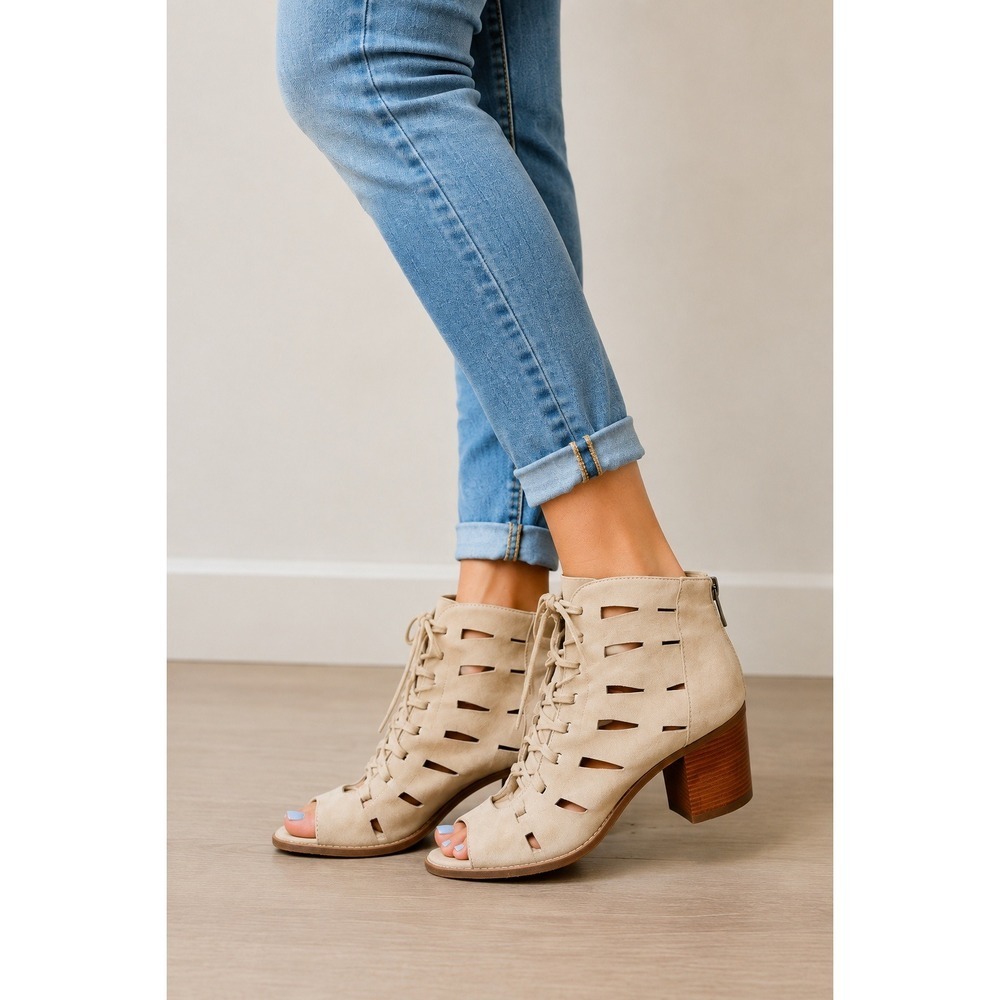 Vince Camuto Suede Peep Toe Booties Womens 12 Beige Lace Up Block Heel